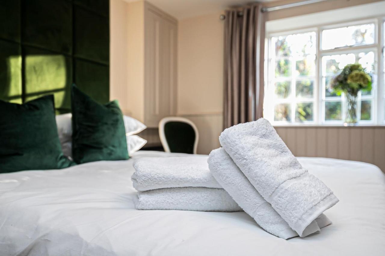 הארלו Pages Hotel And Guesthouse מראה חיצוני תמונה