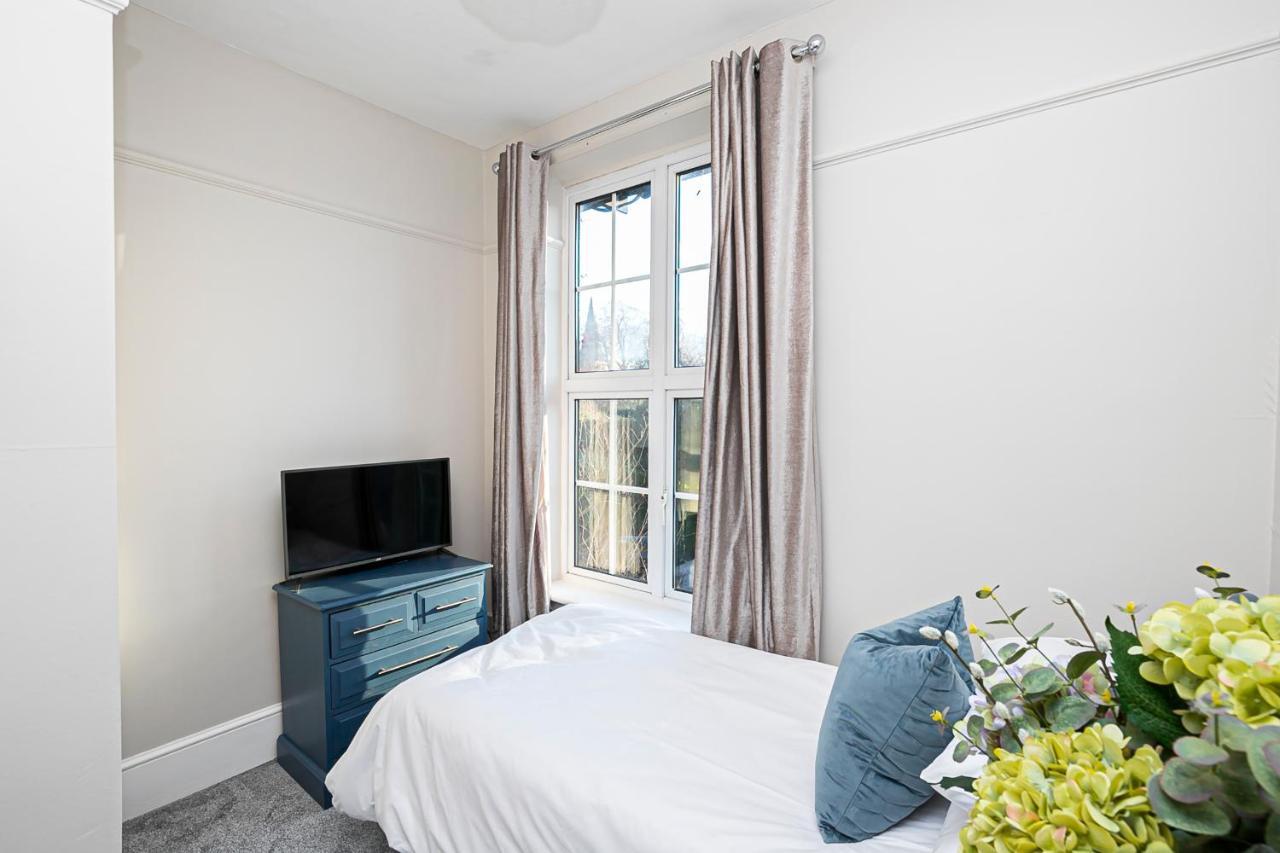 הארלו Pages Hotel And Guesthouse מראה חיצוני תמונה