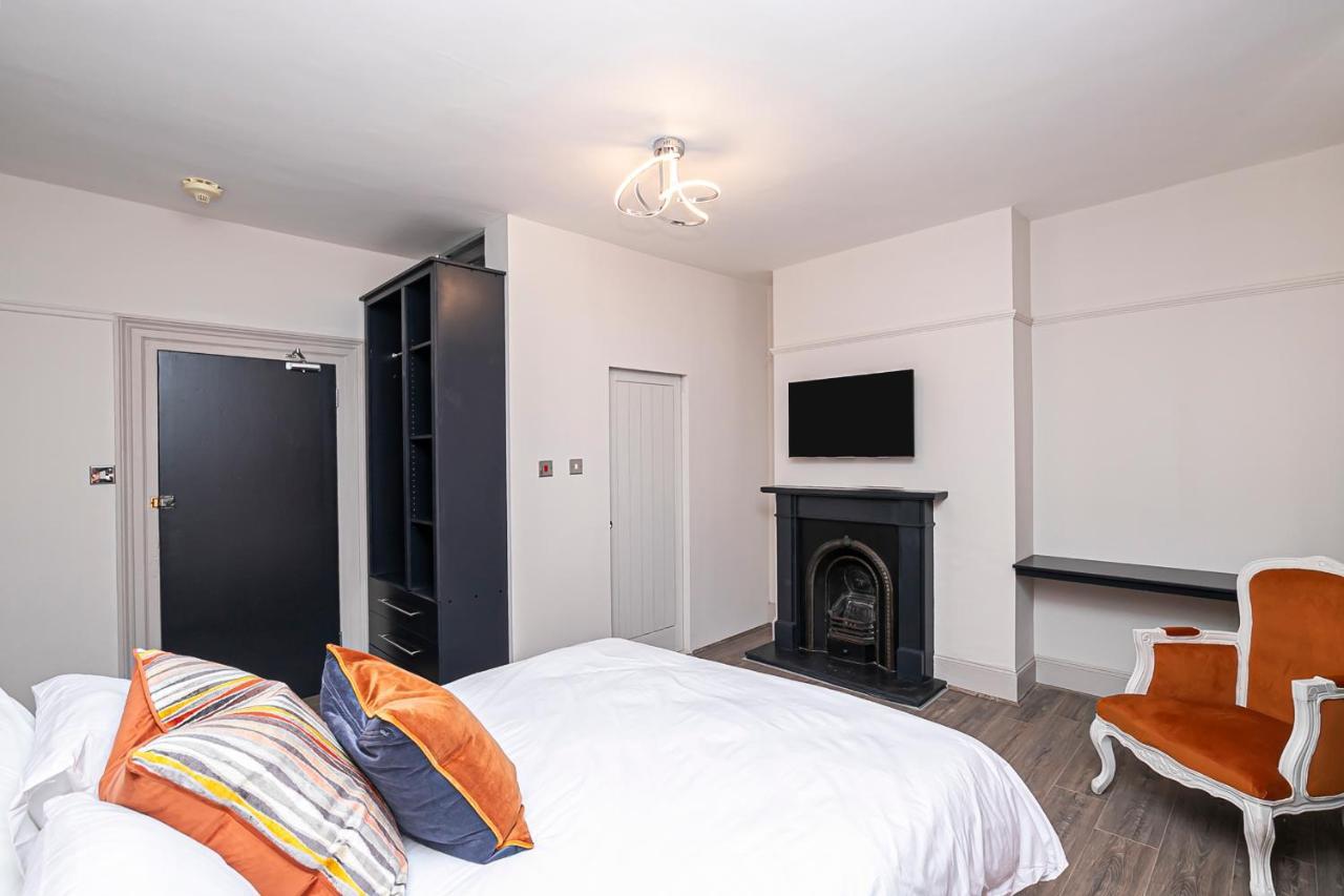 הארלו Pages Hotel And Guesthouse מראה חיצוני תמונה