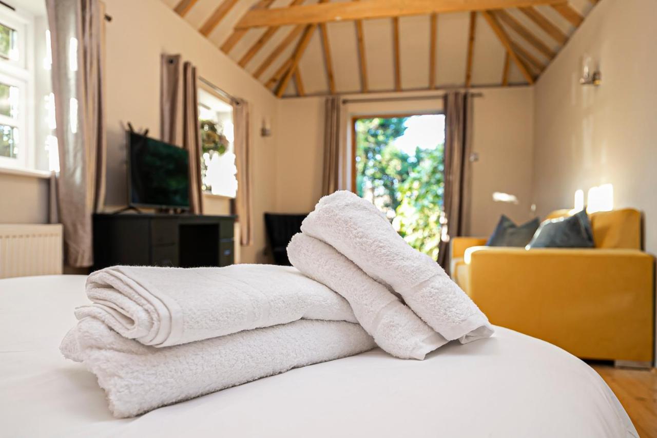 הארלו Pages Hotel And Guesthouse מראה חיצוני תמונה