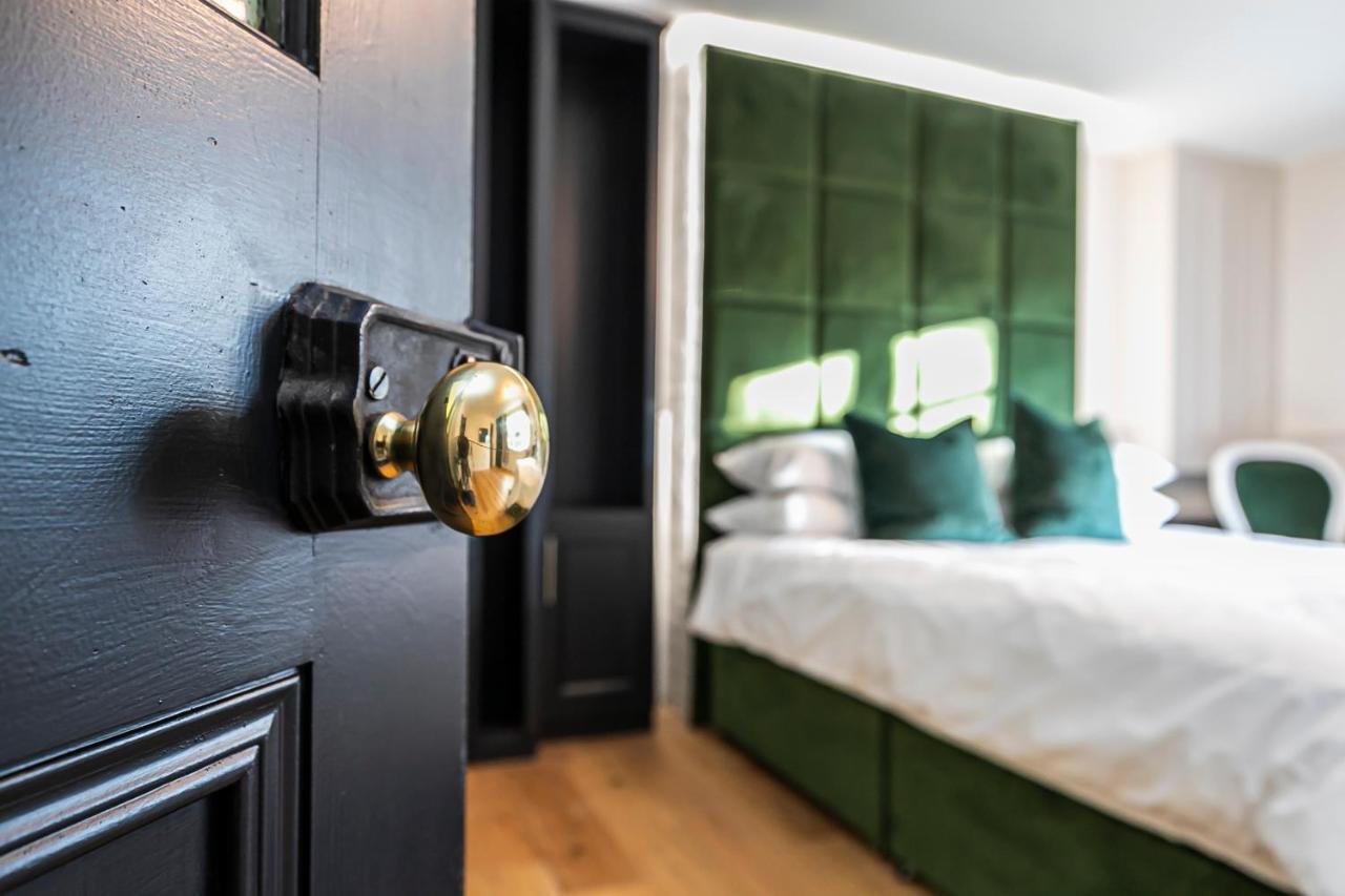 הארלו Pages Hotel And Guesthouse מראה חיצוני תמונה